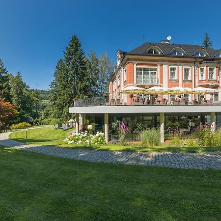 Wellness & Spa hotel Villa Regenhart Jeseník Esterno foto