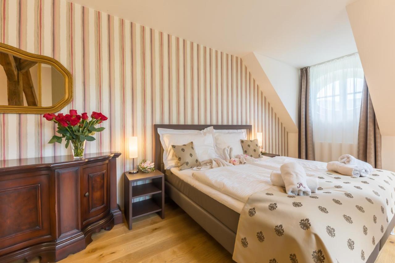 Wellness & Spa hotel Villa Regenhart Jeseník Esterno foto